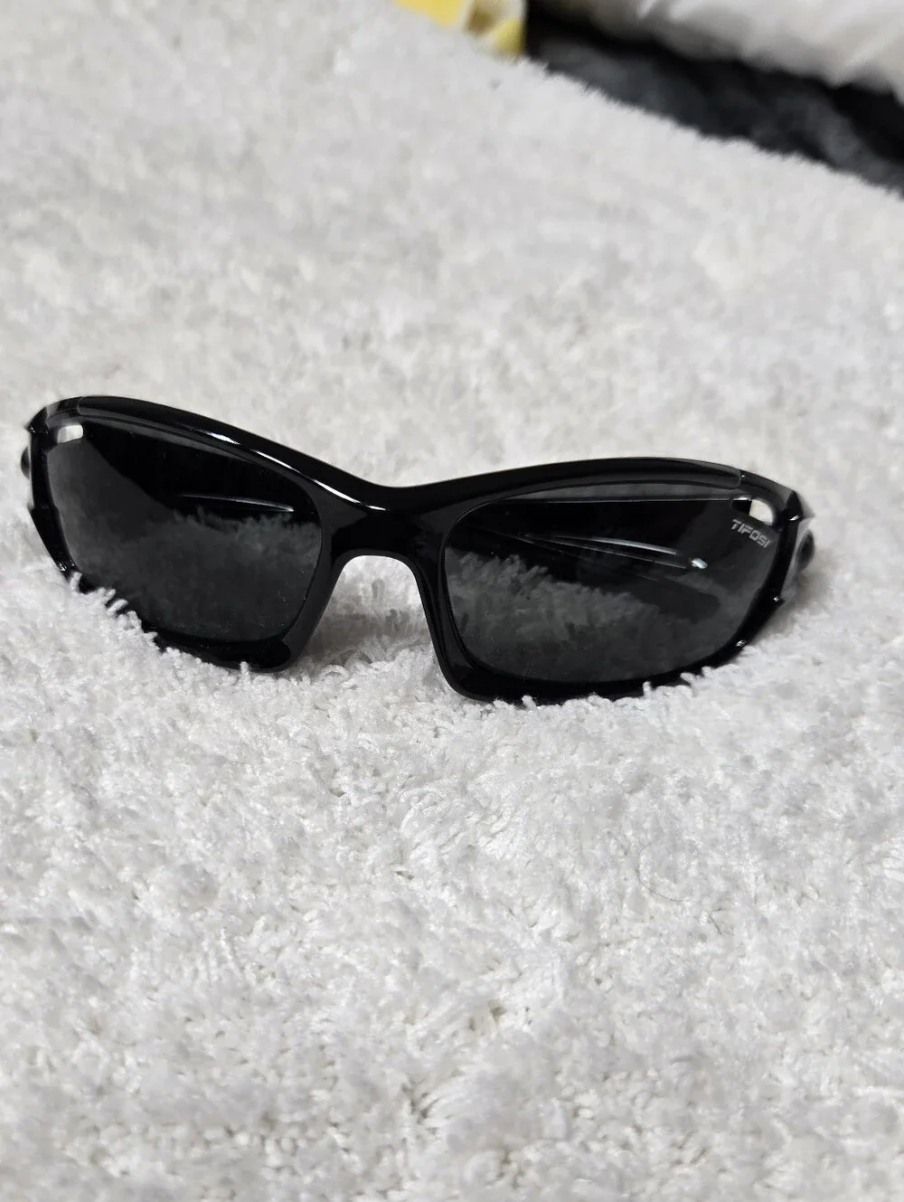 Tifosi Torrent Mid Size Active Sunglasses Black Discontinued Style